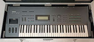 Yamaha SY77