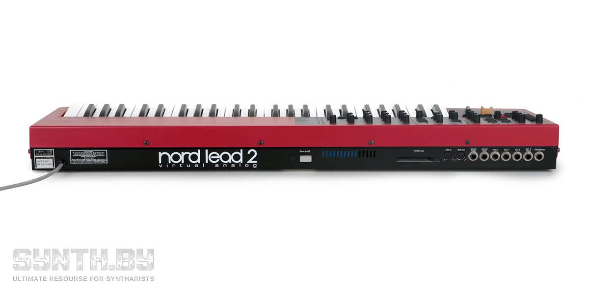 Clavia Nord Lead 2: Synthesizer