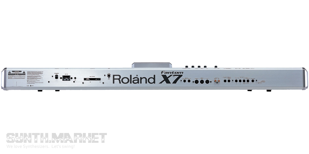 Roland Fantom-X7: Performance Synthesizer
