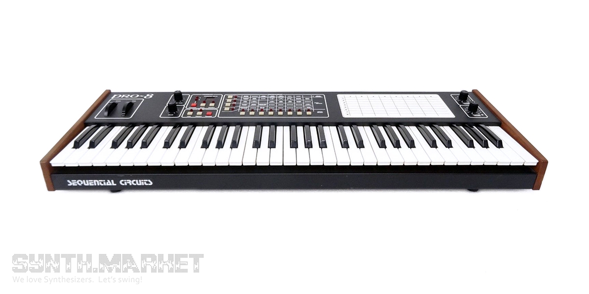 Sequential Circuits PRO-8 アナログシンセサイザー PRO-8