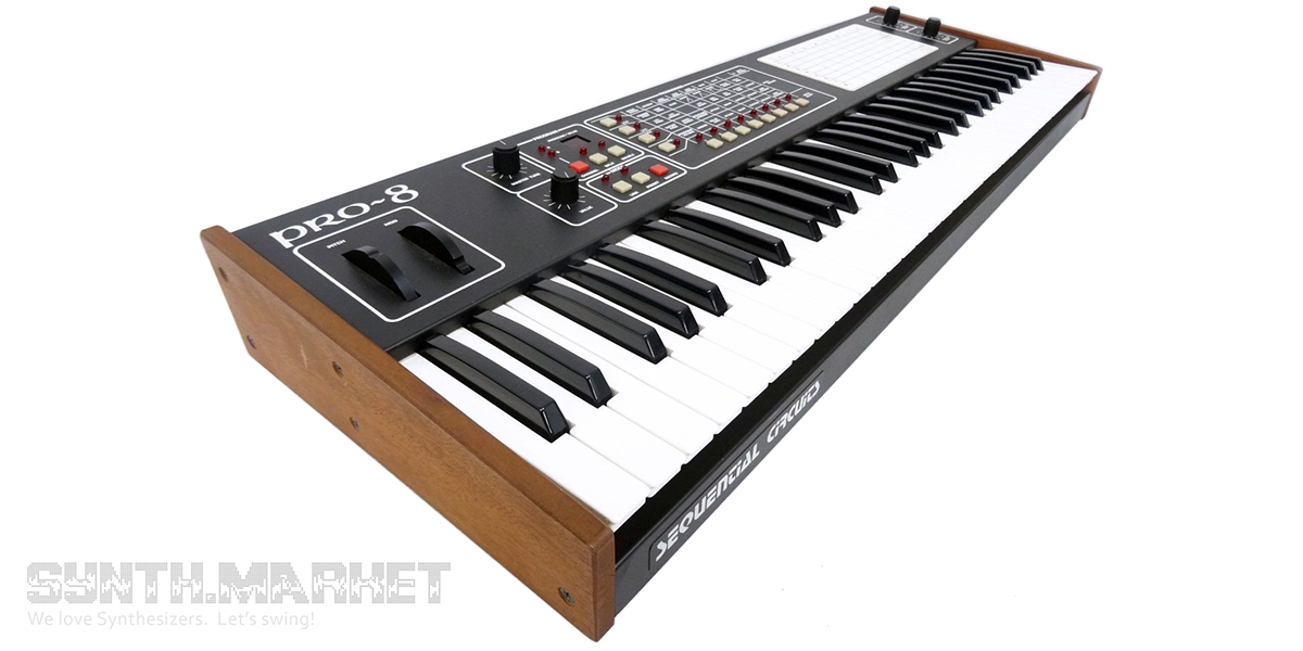 Sequential Circuits PRO-8 アナログシンセサイザー PRO-8